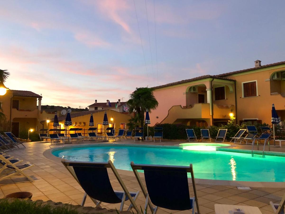 Residence Corte Dei Venti Budoni Zewnętrze zdjęcie